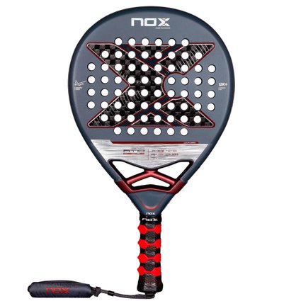 Raquete Padel NOX AT10 Genius Attack - Tapia 2025